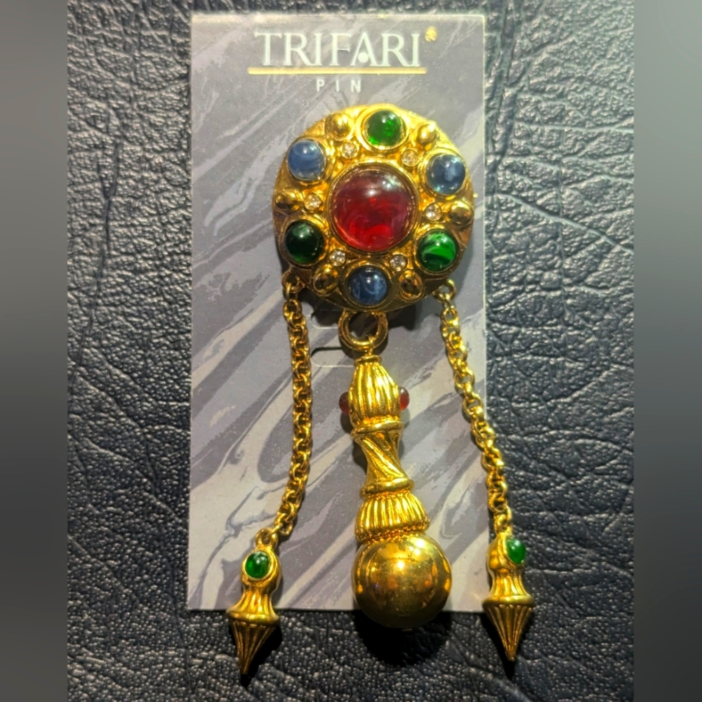 Vintage Rare Signed TRIFARI TM Jewels of India Blue Green Red Cabochon Brooch